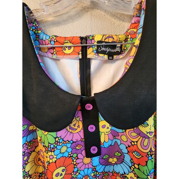 Floral Multicolor Dress with Black Collar - Picture 6 of 12